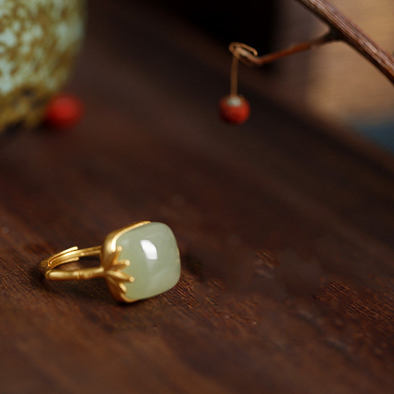 Fashion Personality Retro Hetian Jade Female Ring