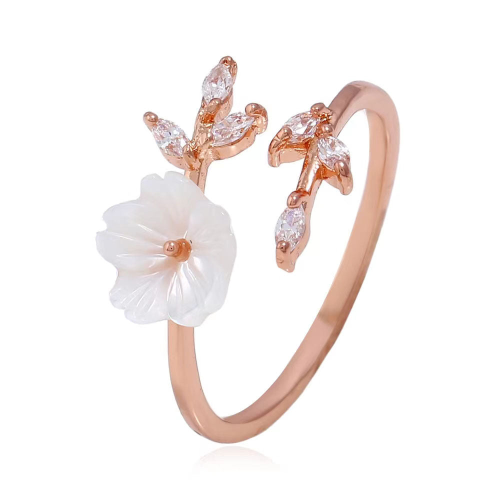 Creative Stylish Elegant And Simple Natural Flower Leaf Ring