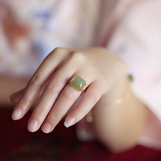 Fashion Personality Retro Hetian Jade Female Ring